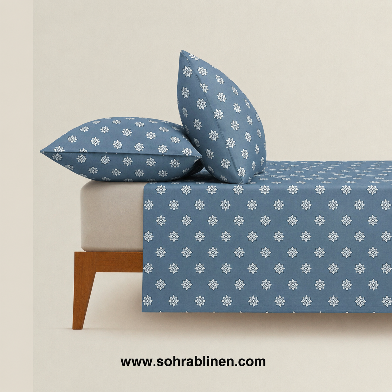 Blue Daisy T-150 Cotton Bed Sheet Set
